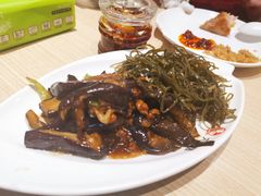 -六泰居·尔滨地标·东北菜(泰山路店)