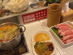 -百品聚旋转火锅(号外店)