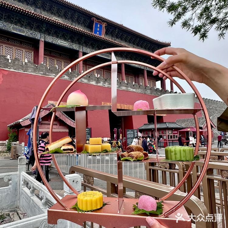 来北京……逛完故宫一定要来吃烤鸭！！