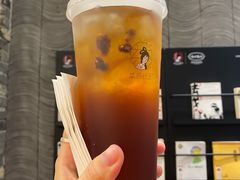 红茶琉璃-茶颜悦色(金茂览秀城LG层外街店)