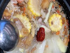 -九寨沟特色牦牛肉汤锅