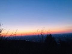 -鬼笑石后山停车场