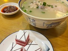 -易老妈蹄花.创于1935(总店)