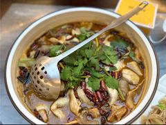 -蔼若春.传承云南菜(金碧公园店)