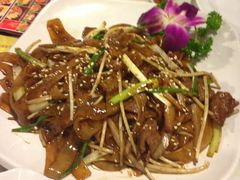 干炒牛河-新大咀港式茶餐厅(宝山万达店)