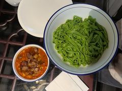 -关中灞道面(柳林居小区店)