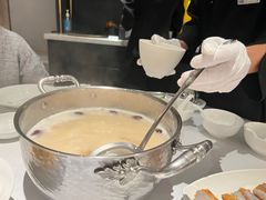 -红雀围·海鲜火锅(陆家嘴中心店)