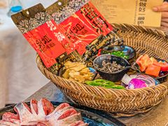 -刘姐啤酒鱼民族演艺餐厅(西街总店)