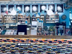 -猫的天空之城概念书店(北戴河蔚蓝海岸店)