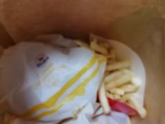 -麦当劳(百荣世贸商城店)