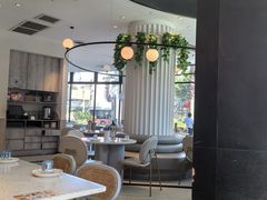 -必胜客(大坪英利店)