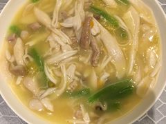 -紫东阁酒楼·中餐厅(东方广场假日酒店)