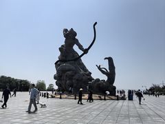 -巴陵广场
