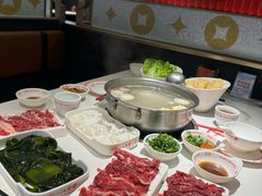 -八合里牛肉火锅(上海世茂广场店)