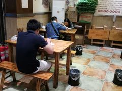 大堂-秦云老太婆摊摊面(蓝光锦绣店)