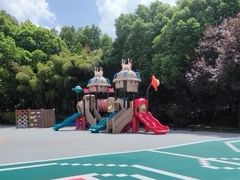 -上海青草地幼儿园