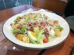 经典凯撒沙拉-魏斯理汉堡(西安沣东吾悦店)