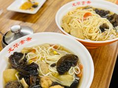 -龙华寺