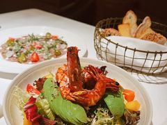 -Mogul Eatery·大亨餐酒馆