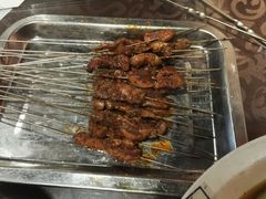 -老兰家传统烧烤炒菜泡馍(小南门店)