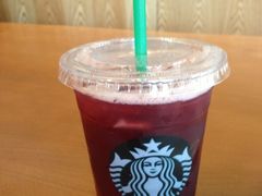 冰摇红莓黑加仑茶-星巴克臻选(济南恒隆店)