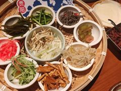 -包整·丝娃娃(甲秀楼景观店)