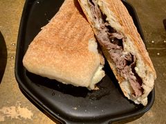 澳大利亚牛肉蓝奶酪三明治-BOCATA 西班牙餐厅(三里屯店)