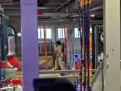 -嗨翻Hi-Fun竞技主题乐园·蹦床亲子生日轰趴(国光1937店)