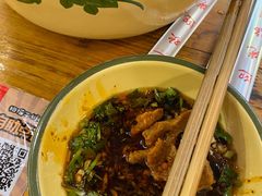 -拈签一笑黄牛肉辣卤串串