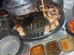 -炽城·烤肉名家(鸿达中央广场店)