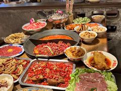 -萍姐火锅·公路夜市(武汉首店)