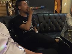 -萧邦音乐会所KTV(向西店)