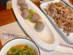 -乡土黄·鲜牛肉火锅·小龙虾(兴业街店)