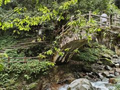 -西岭雪山大飞水景区