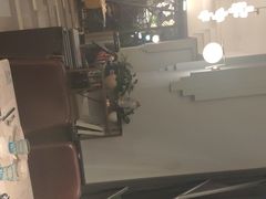 -港丽餐厅(高德置地店)