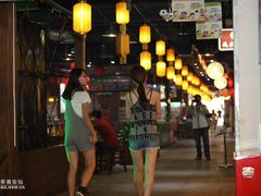 -食上东新街美食街区(民乐新都会店)