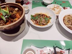-鑫小城故事·藕汤·家常菜(台北一路总店)