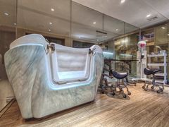 -Pets First伊珊娜洗护·精致美容·家庭式寄养(新会路店)