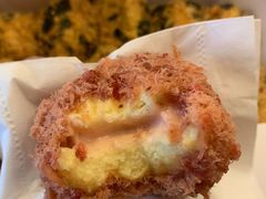 草莓风味酥松小贝-鲍师傅糕点(春熙路店)