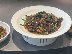 -亲回家吃饭餐厅(黄陂店)