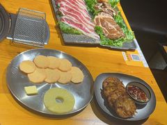 -那胡同里的小烤肉馆(开发区万达店)