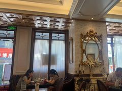-秘密旅行Bonjour(黑金冠 江南西店)