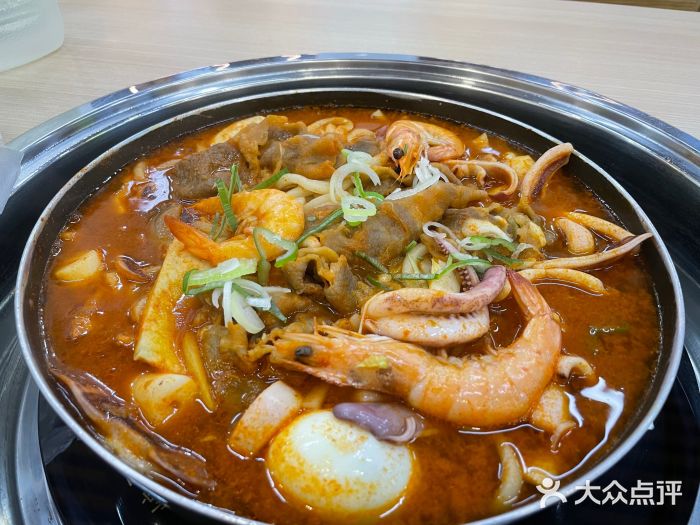 三清洞摩西韩式年糕火锅(威高广场店)图片