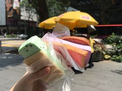 -詹爷爷乌节路街头冰淇淋