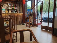 -东来菜馆•手抓海鲜家常菜•海鲜锅贴(鸽子窝店)