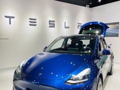 -TESLA 特斯拉(北京颐堤港体验店)