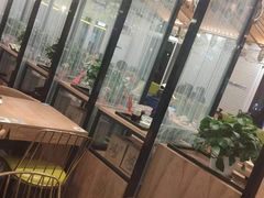 靠窗位-过桥缘·过桥米线(西冶街店)