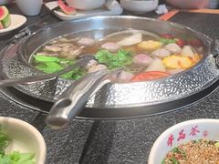 -牛品荟牛肉火锅(新城广场店)