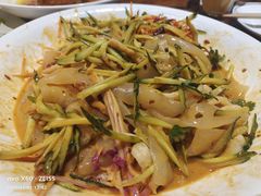 -那家老院子东北菜·饺子·小鸡炖蘑菇(艳华街店)