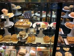 面包甜点陈列柜-星巴克(北京中关村北京国际店)